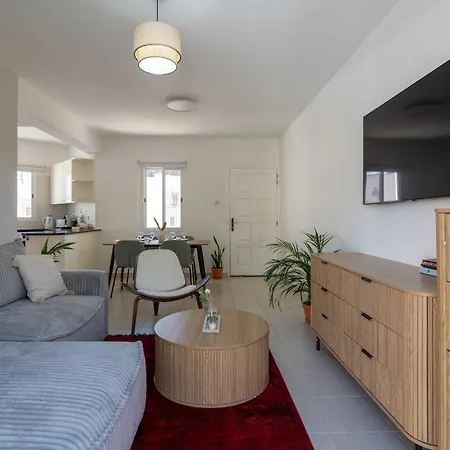 Stylish One Bedroom At Harbour *